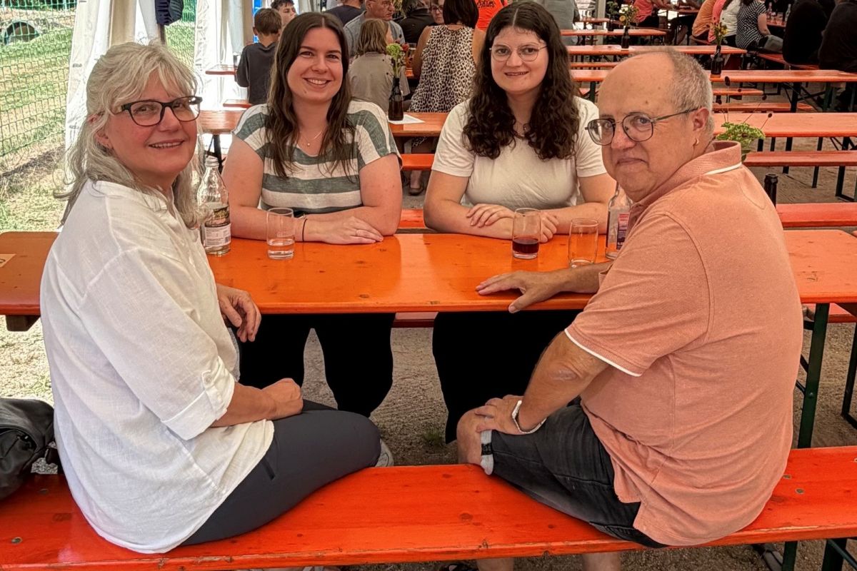Mittagstisch des Harmonika-Verein beim Dorffest Ramsbach